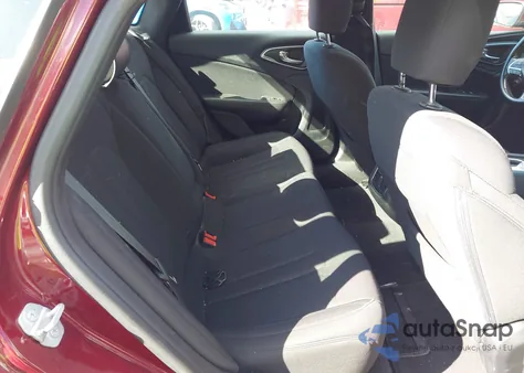 2015 Chrysler 200 Limited z USA, uszkodzony, nr VIN 1C3CCCAB0FN642546